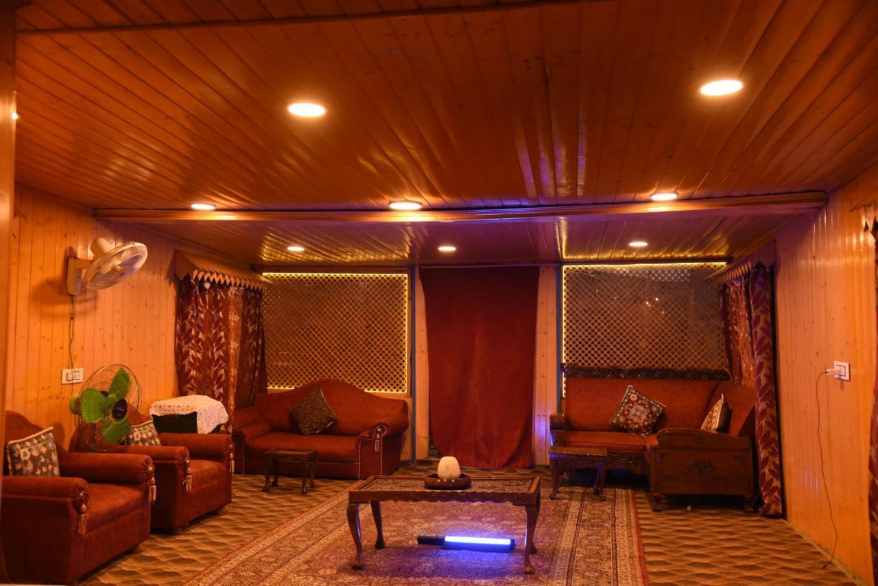 The Heritage Safina Group Of Houseboats Hotel Srīnagar Eksteriør billede